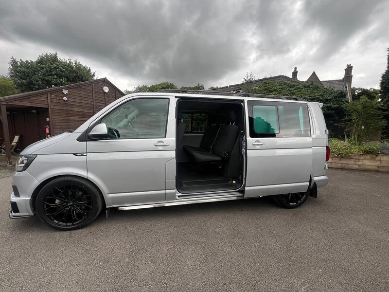 VOLKSWAGEN TRANSPORTER