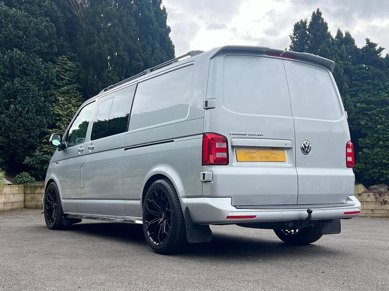 VOLKSWAGEN TRANSPORTER