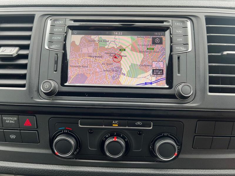 VOLKSWAGEN TRANSPORTER