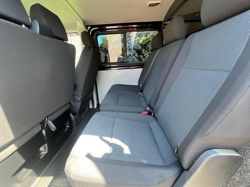 VOLKSWAGEN TRANSPORTER