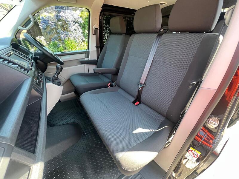 VOLKSWAGEN TRANSPORTER