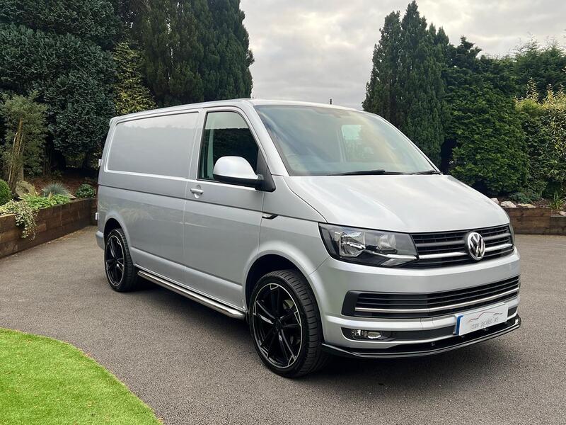 VOLKSWAGEN TRANSPORTER